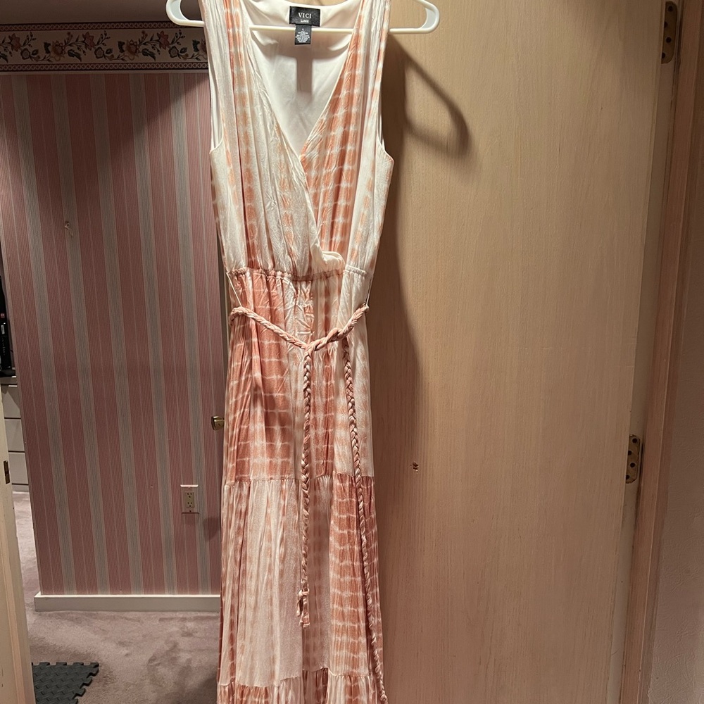 Vici maxi dress size large